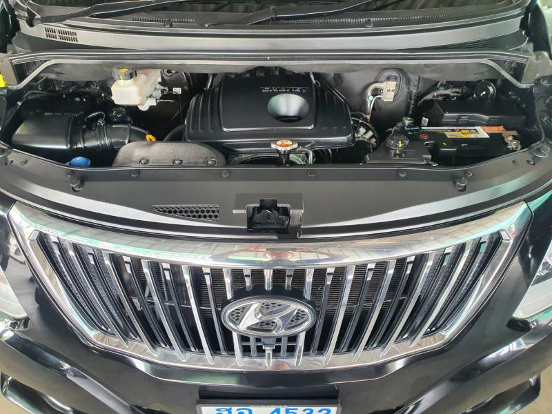 HYUNDAI H1 2.5 Deluxe 2018