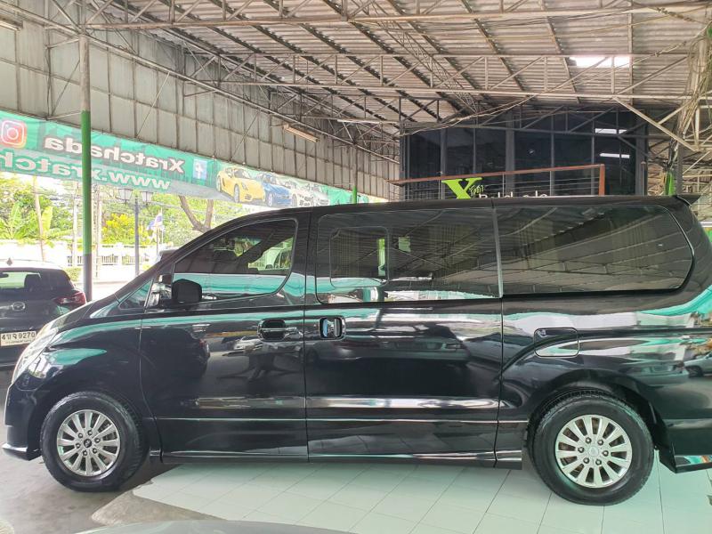 HYUNDAI H1 2.5 Deluxe 2018