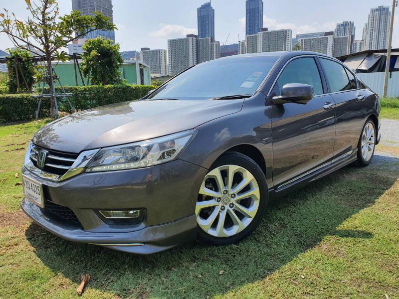 HONDA Accord 2.4 TECH 2013