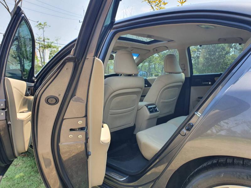HONDA Accord 2.4 TECH 2013