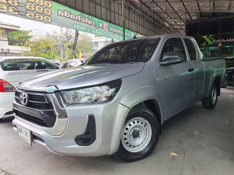 TOYOTA Hilux Revo 2.4 Entry Smart Cab Z Edition 2021