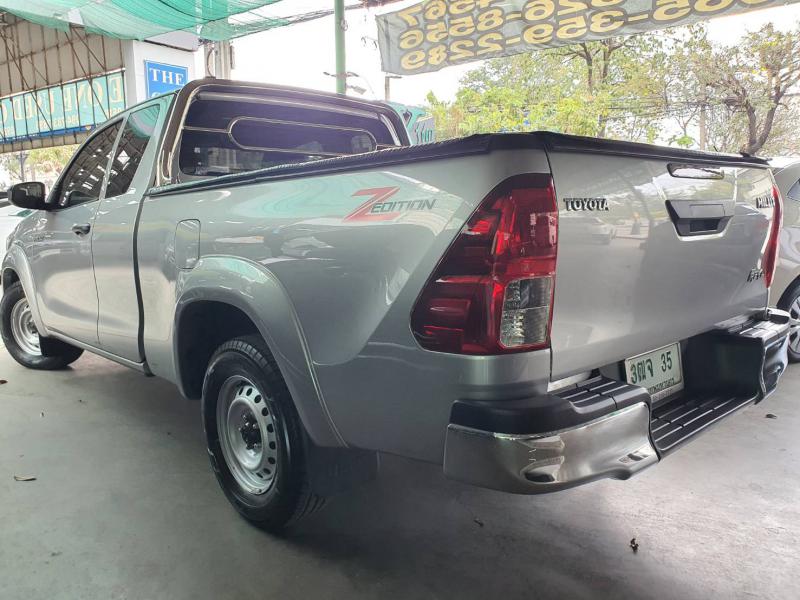 TOYOTA Hilux Revo 2.4 Entry Smart Cab Z Edition 2021